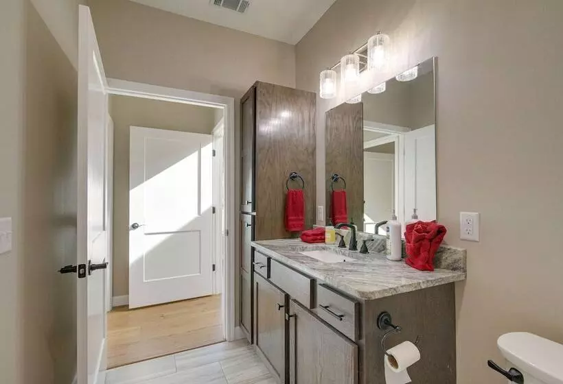 Riverfront Cotter Home: Close To Trout Fishing!