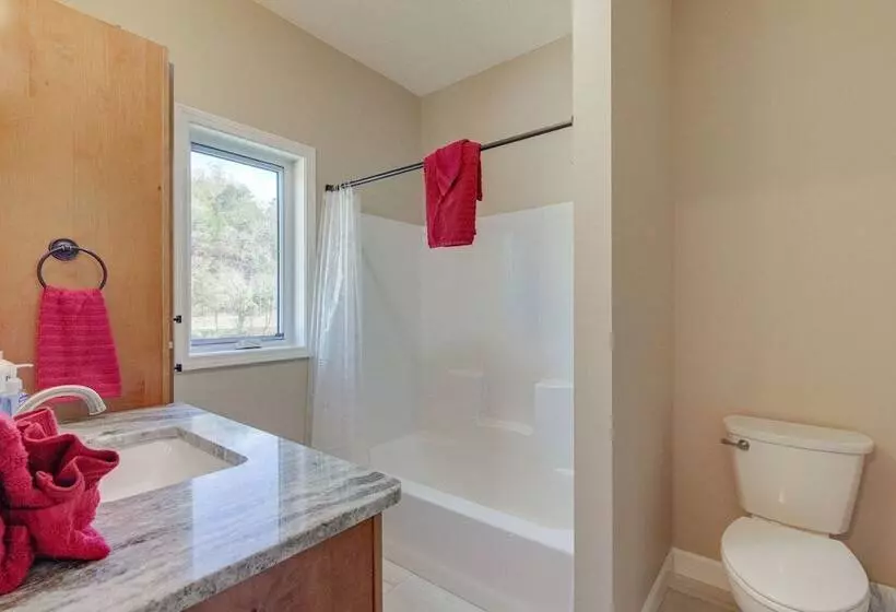 Riverfront Cotter Home: Close To Trout Fishing!