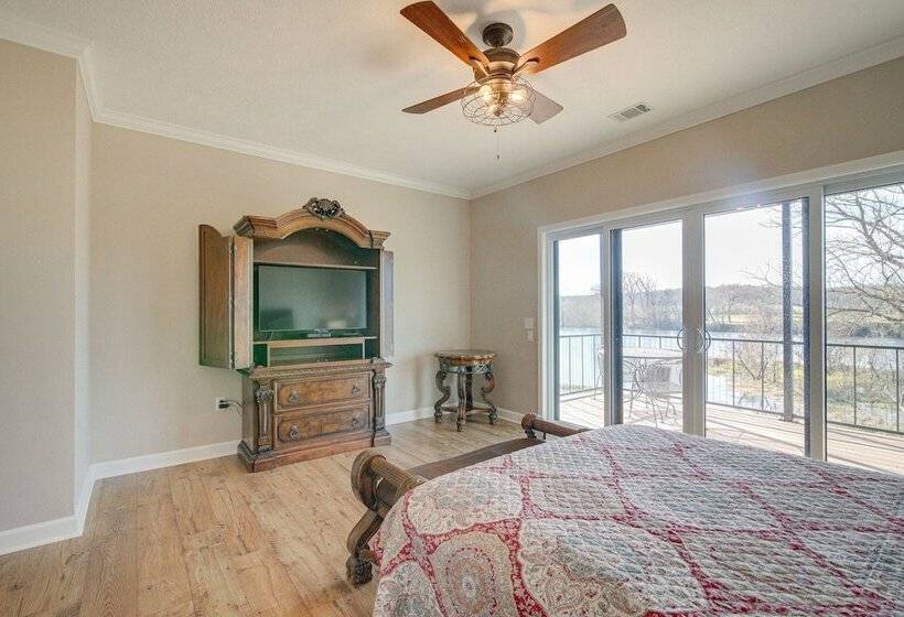Riverfront Cotter Home: Close To Trout Fishing!