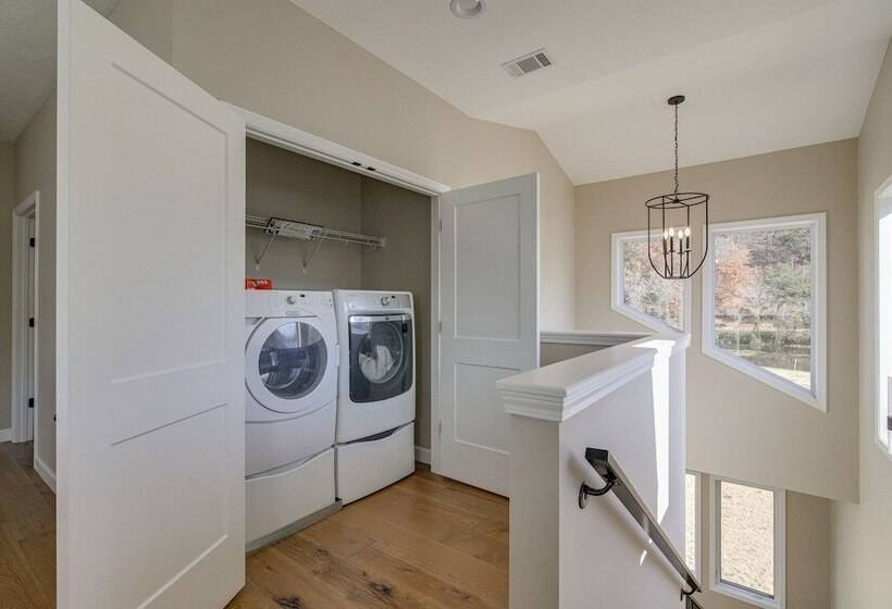 Riverfront Cotter Home: Close To Trout Fishing!