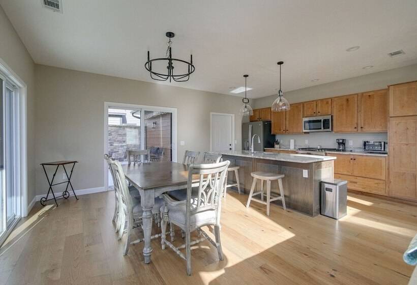 Riverfront Cotter Home: Close To Trout Fishing!