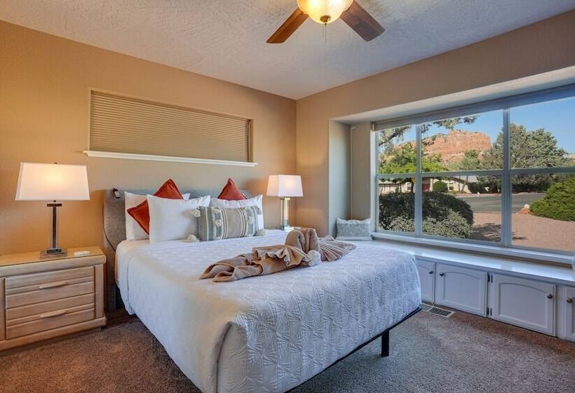 Luxury Sedona Retreat W/ Breathtaking Views