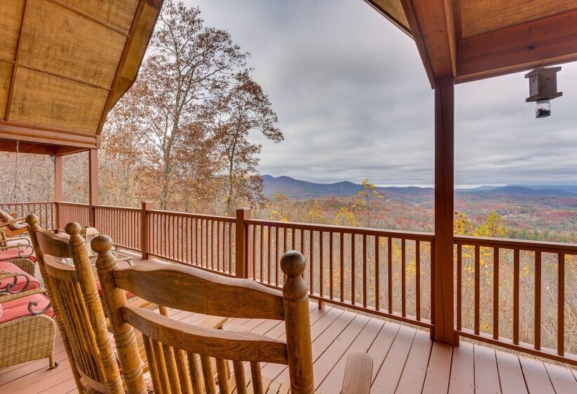 Spacious Murphy Retreat W/ Decks & Game Room!