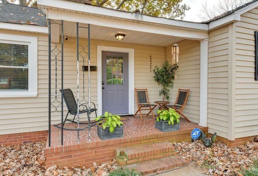 Stylish Charlotte Home W/ Smart Tv: 1 Mi To Noda!