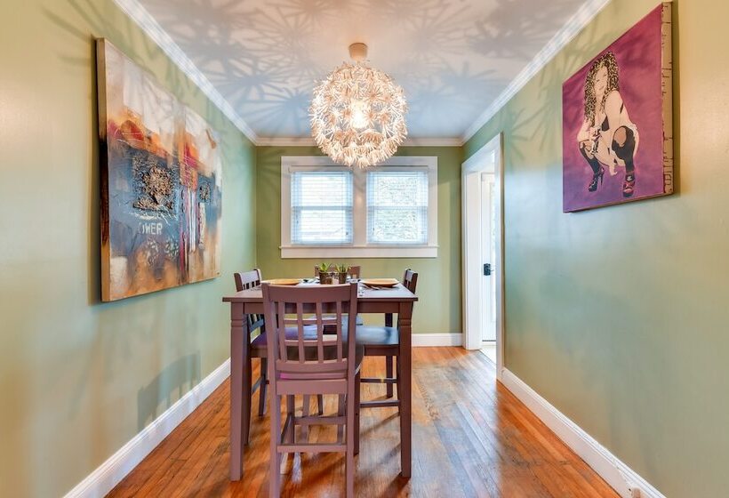 Stylish Charlotte Home W/ Smart Tv: 1 Mi To Noda!