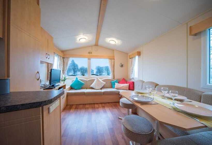 Newton Stewart Cabin Sleeps 6 Family Friendly