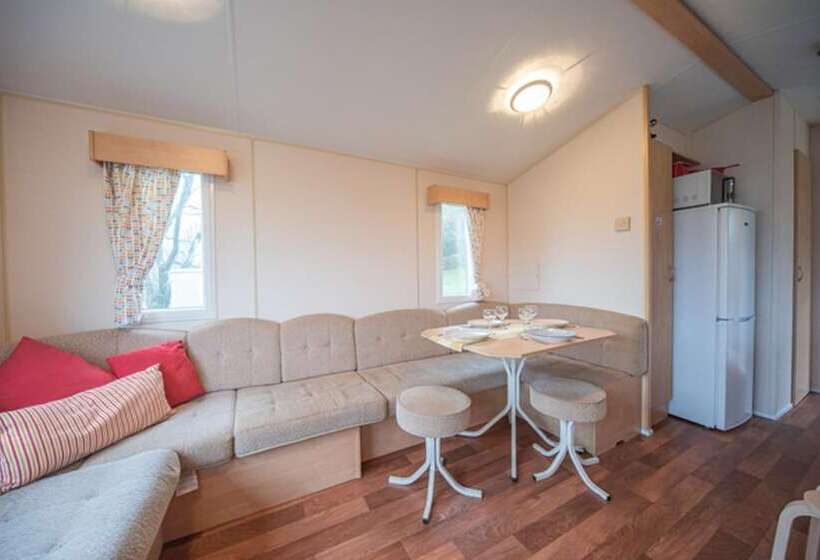 Newton Stewart Cabin Sleeps 6 Family Friendly