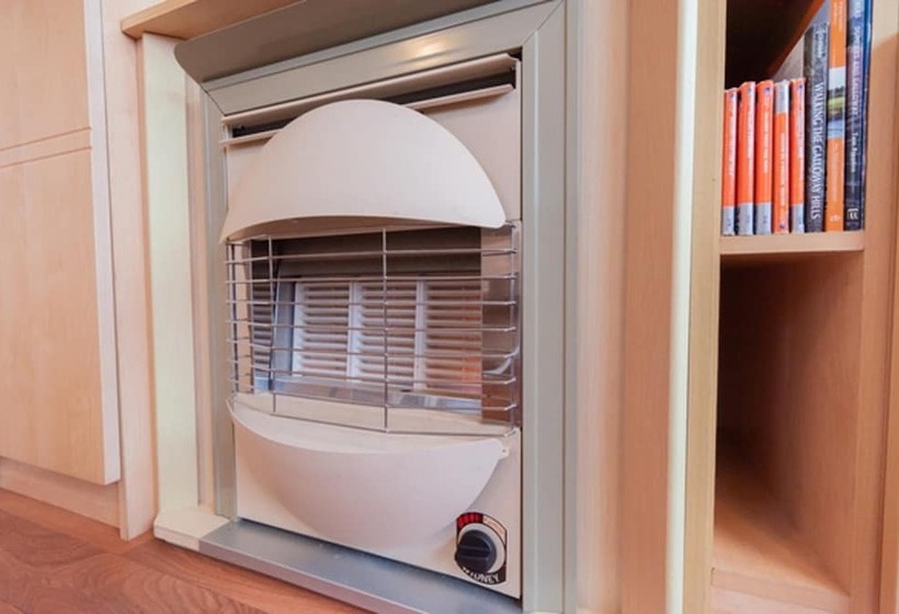 Newton Stewart Cabin Sleeps 6 Family Friendly