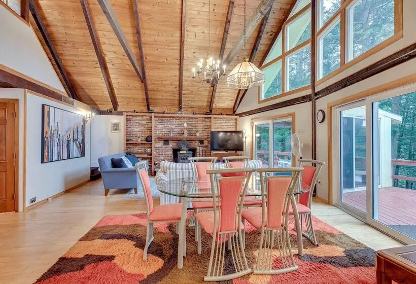 Waterfront Lake Arrowhead Cabin W/ Dock & Fire Pit