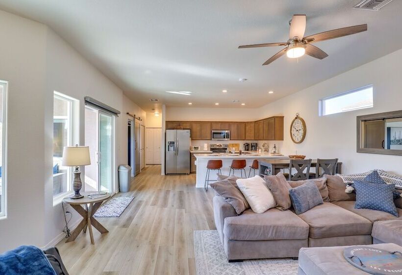 Bullhead City Home: Central A/c + Pool Access