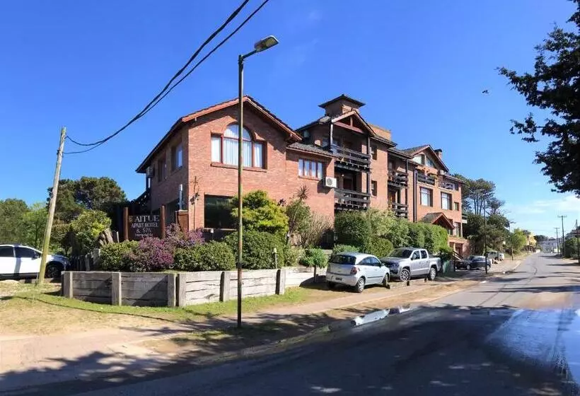 Aitue Apart Hotel & Spa