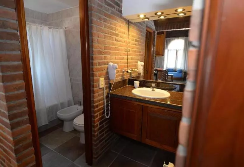 Aitue Apart Hotel & Spa