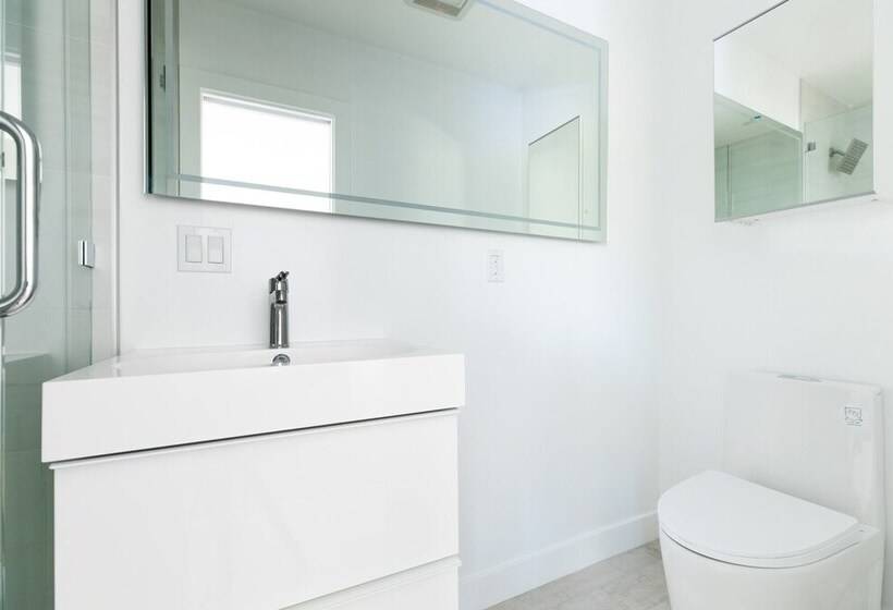 Avalon 2 Unit Buyout By Avantstay Mins To Gaslamp! Patio W/ Bqq