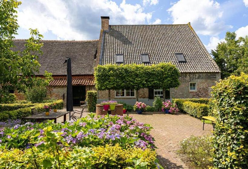 Den Eijngel Bed And Breakfast
