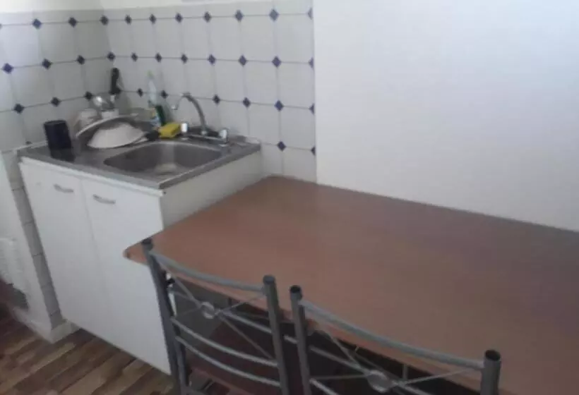 Hostal Alessandri