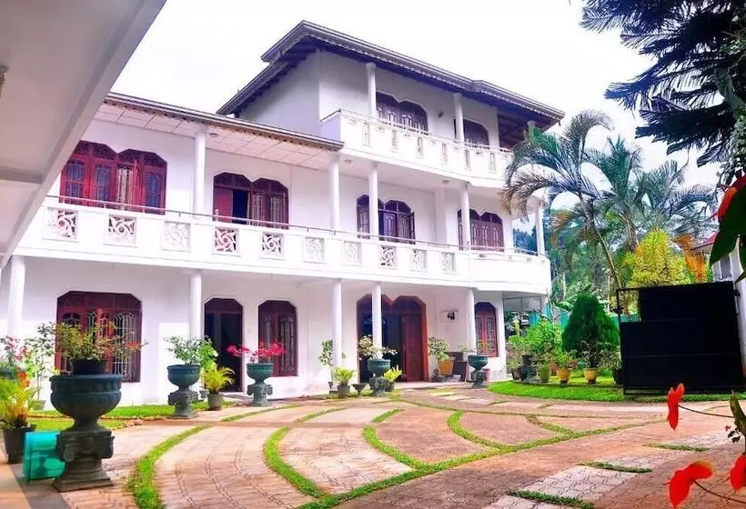 Hotelli Power Zone Guest House