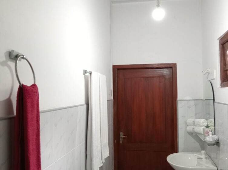 Hotel Power Zone Guest House