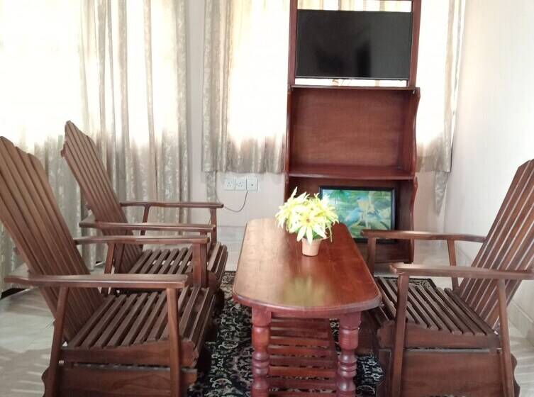 Hotel Power Zone Guest House