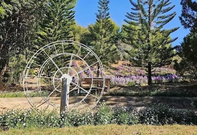 ホテル Sainamtok Resort