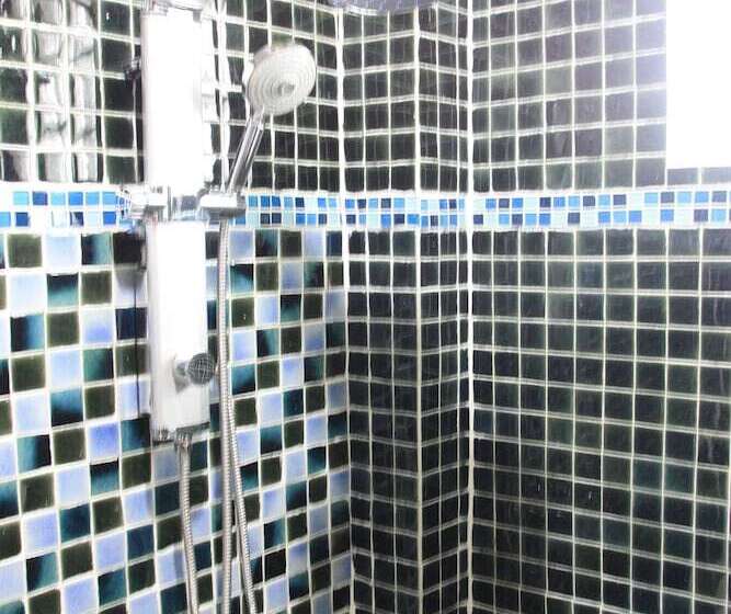 בית מלון כפרי Sainamtok Resort