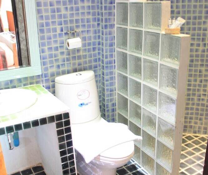 בית מלון כפרי Sainamtok Resort