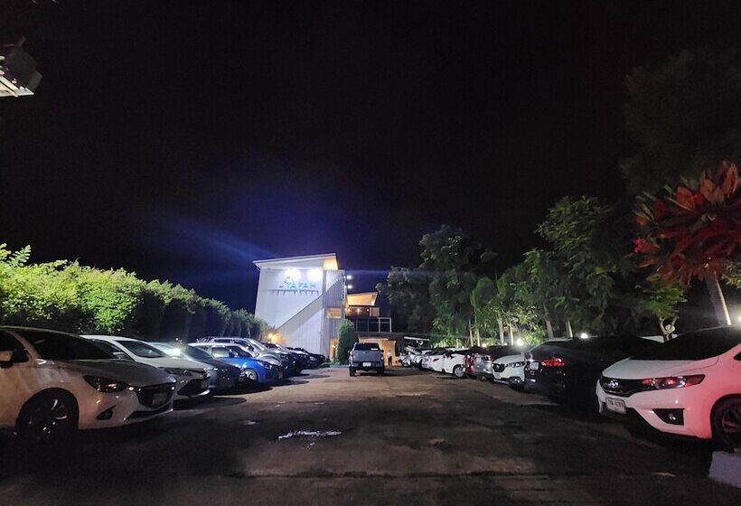 ホテル Tafah Residence