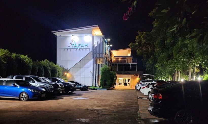 ホテル Tafah Residence