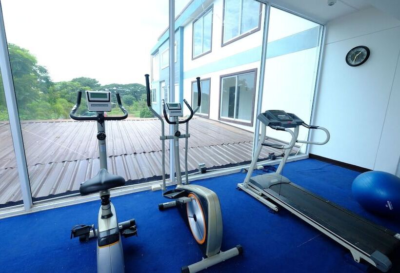 ホテル Tafah Residence