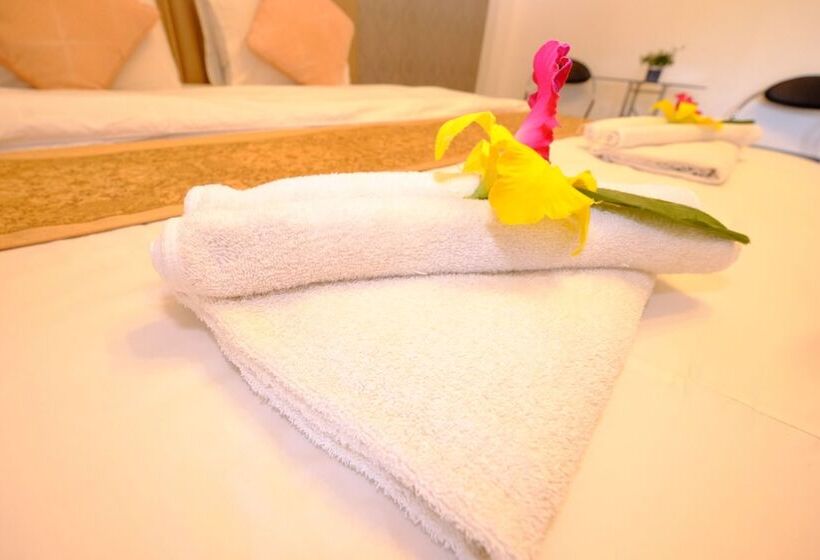 ホテル Tafah Residence