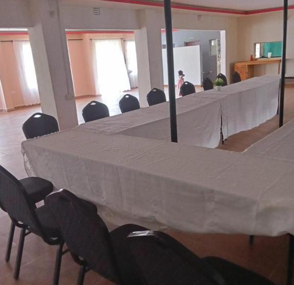 هتل Zion Resort Bungoma