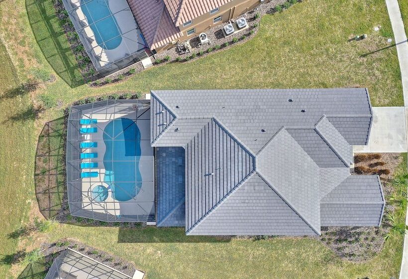 Lake View At Solterra 7 Bdrms, Sleeps 18