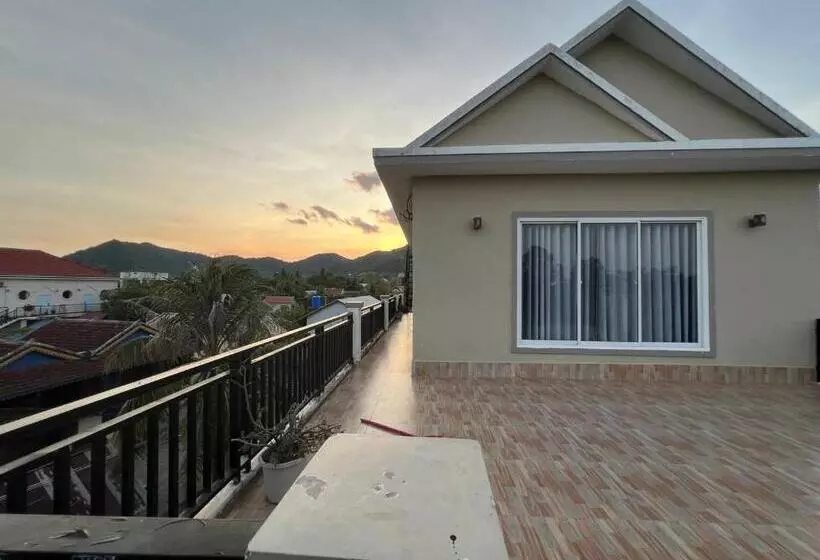 Majatalo El Ling Guesthouse