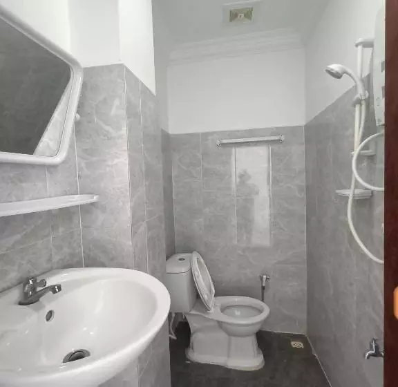 Majatalo El Ling Guesthouse