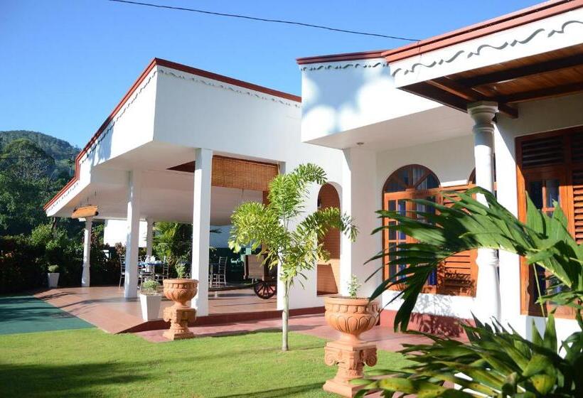 Pension Nil Vimana Villa