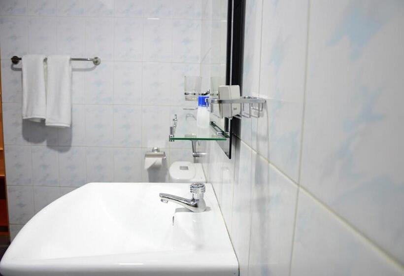 Pension Nil Vimana Villa