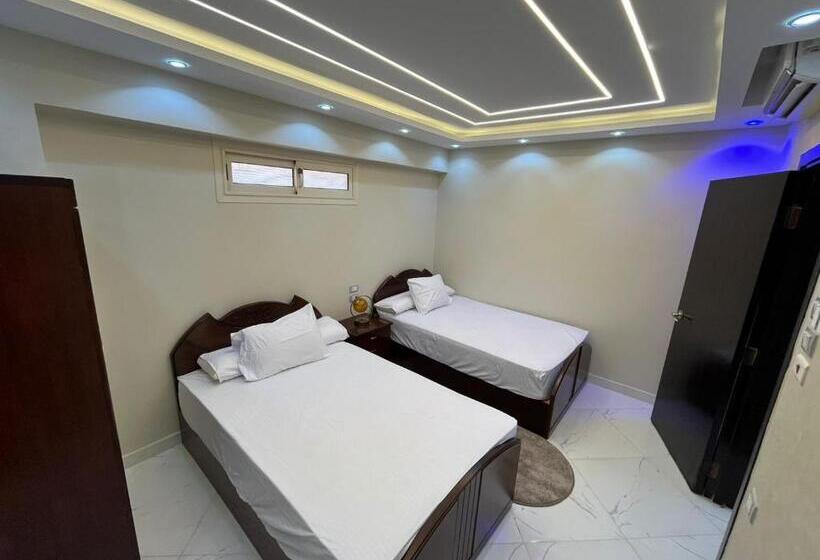 بورتو السخنة مع شركة Apt