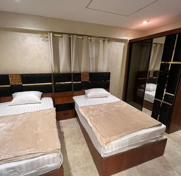 بورتو السخنة مع شركة Apt