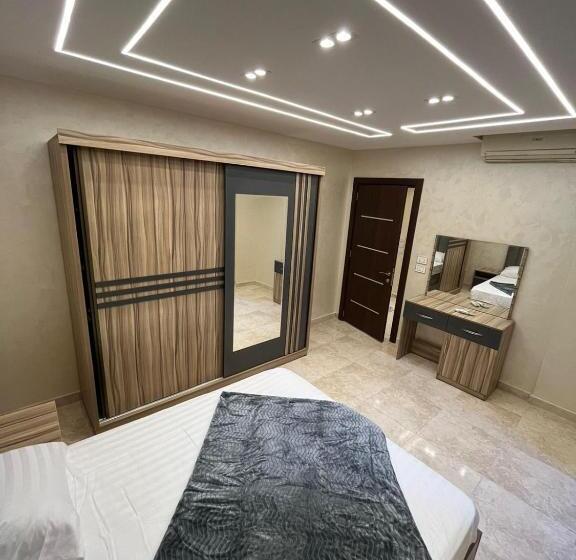 بورتو السخنة مع شركة Apt