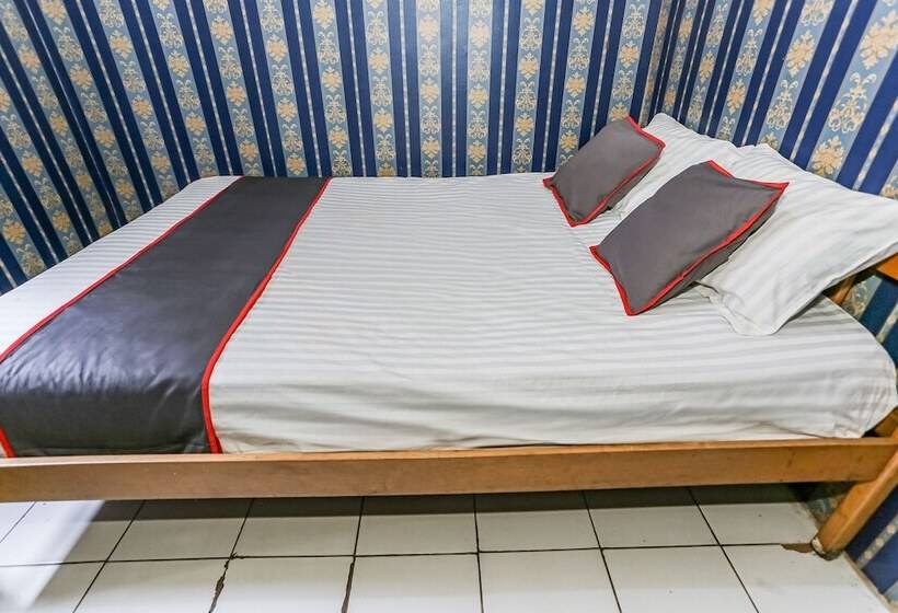 בית מלון כפרי Collection O 93646 Grand Property By Maria