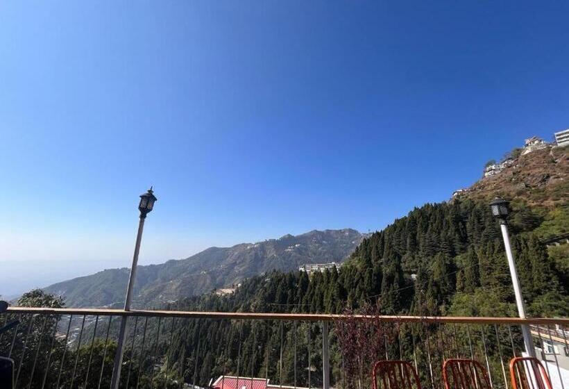 هتل Jaiswal Estate