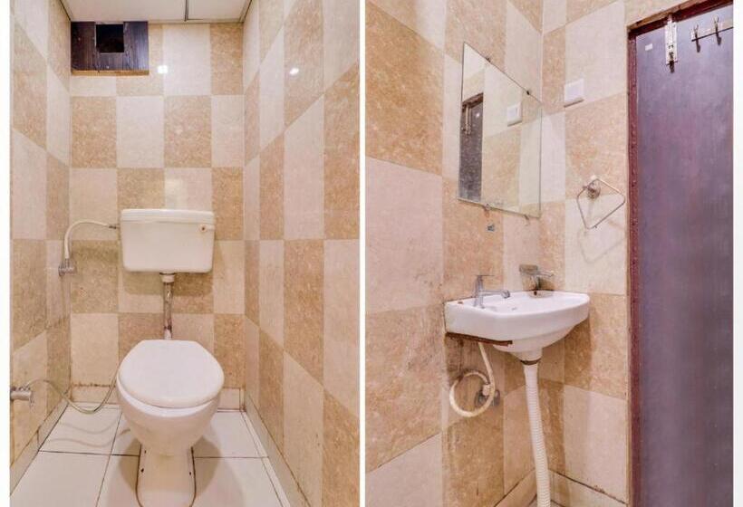 هتل Jaiswal Estate