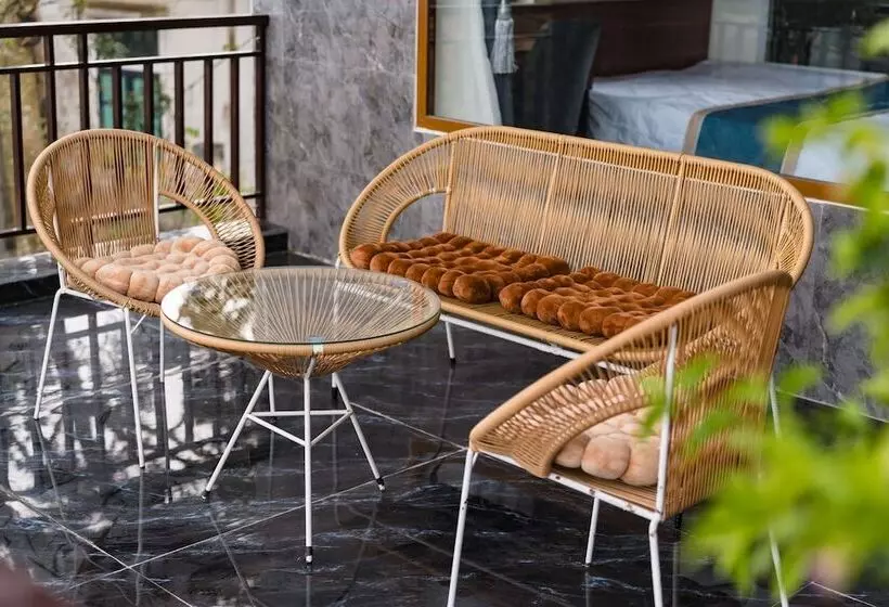 هتل Khe Sanh Luxury