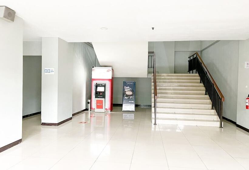 هتل Oyo 93586 Apartemen Tamansari Panoramic By Narel Ii