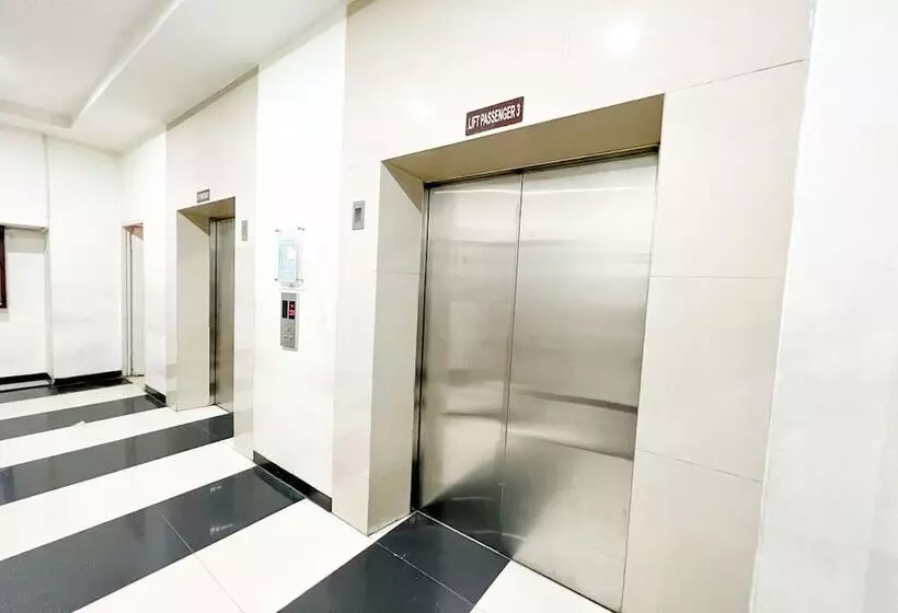 هتل Oyo 93586 Apartemen Tamansari Panoramic By Narel Ii