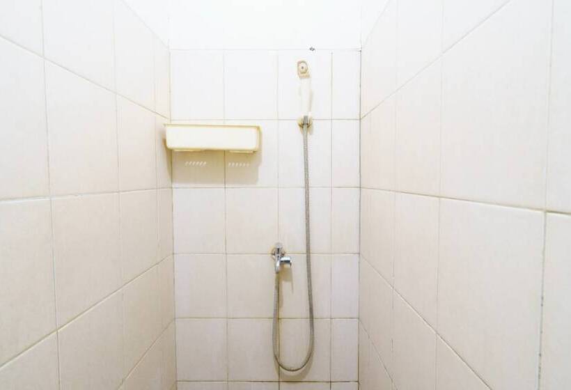 هتل Oyo 93586 Apartemen Tamansari Panoramic By Narel Ii