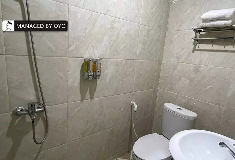 هتل Oyo 93669 Gandaria Guest House