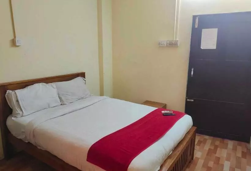 هتل Oyo Abriz Inn