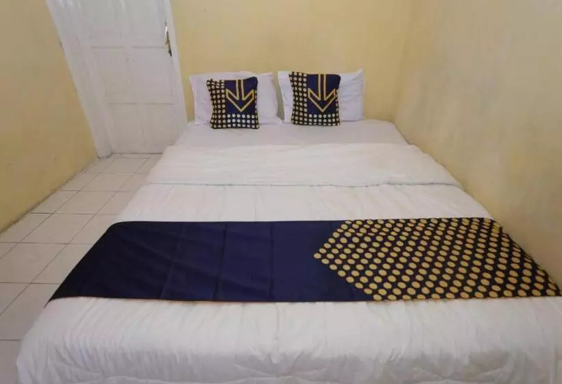 ホテル Spot On 93610 Syariah Homestay