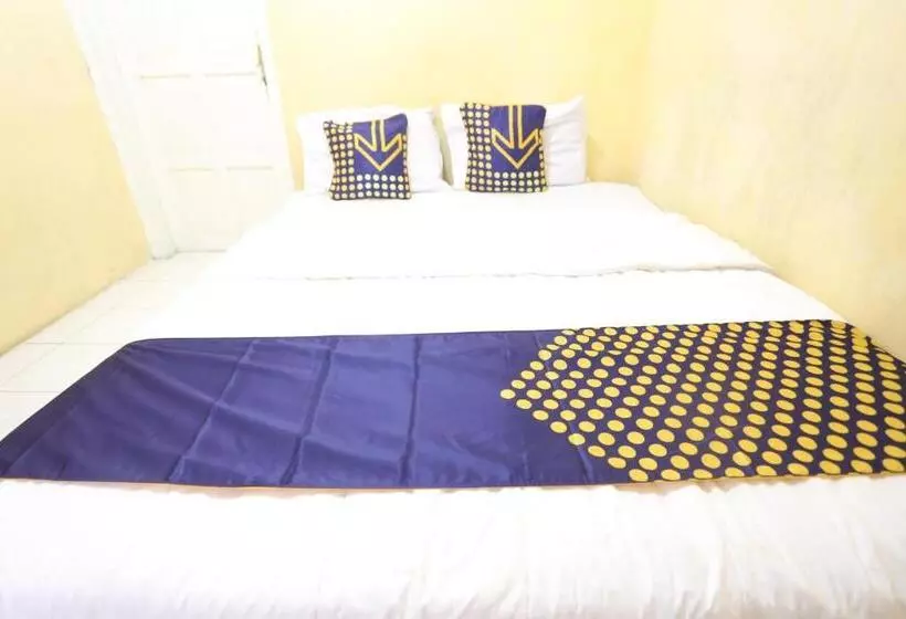 ホテル Spot On 93610 Syariah Homestay