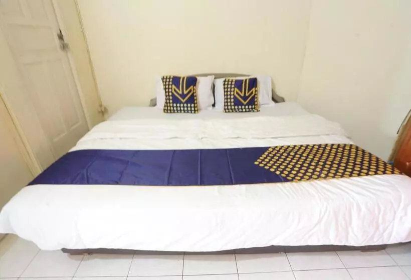 ホテル Spot On 93610 Syariah Homestay